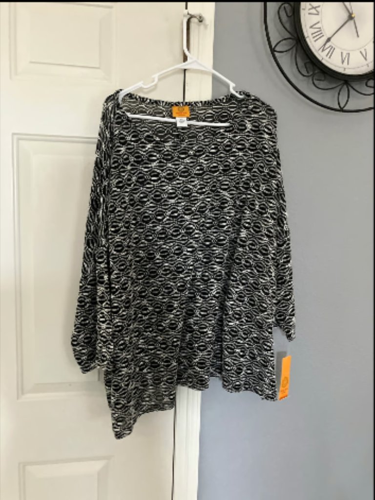 Nwt Ruby Rd Brand Size 3x Black White Top Nwt Ruby Rd Brand Size 3x Black White Top